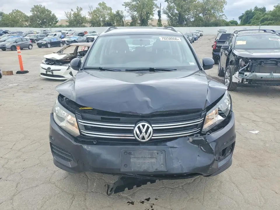 2017 VOLKSWAGEN TIGUAN S  