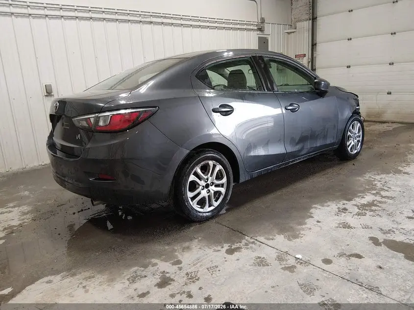 2018 TOYOTA YARIS IA  