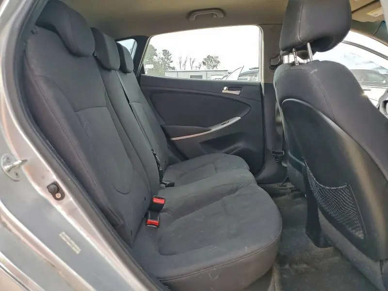 2012 HYUNDAI ACCENT GLS  