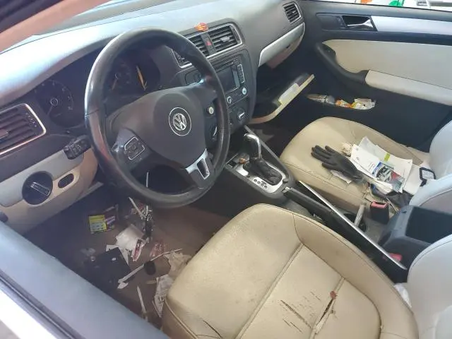 2011 VOLKSWAGEN JETTA SEL  