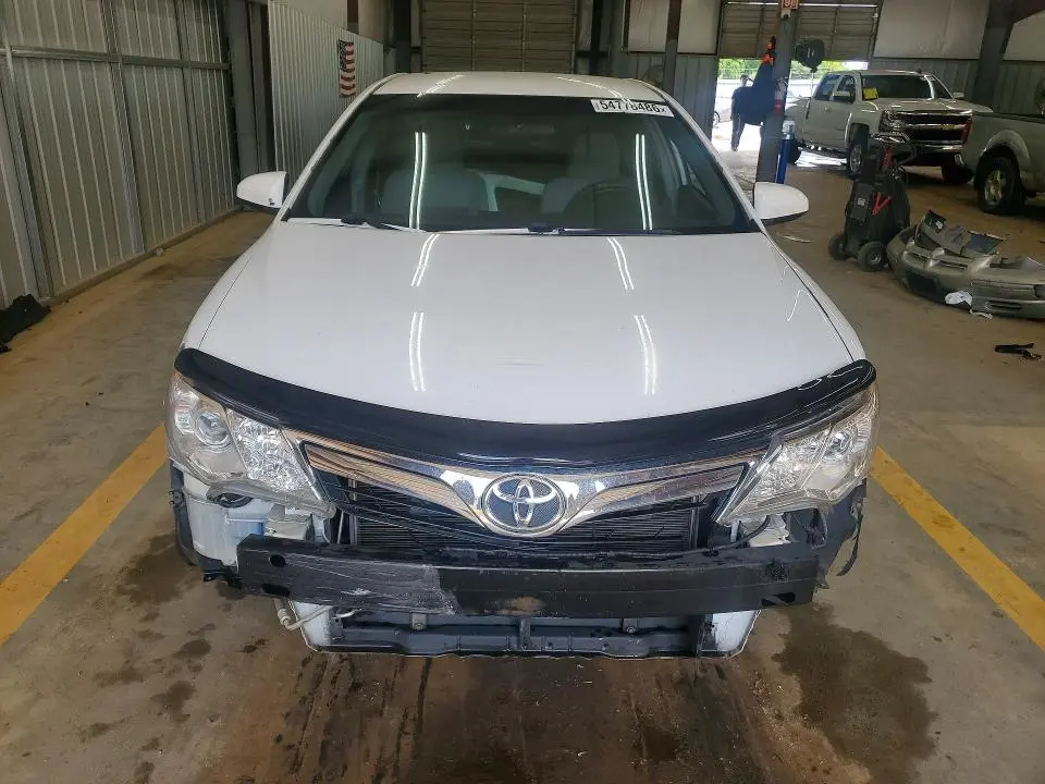2013 TOYOTA CAMRY LE  