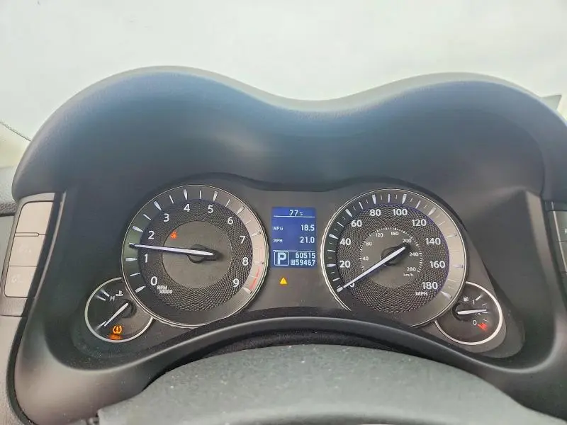2012 INFINITI M37 BASE  