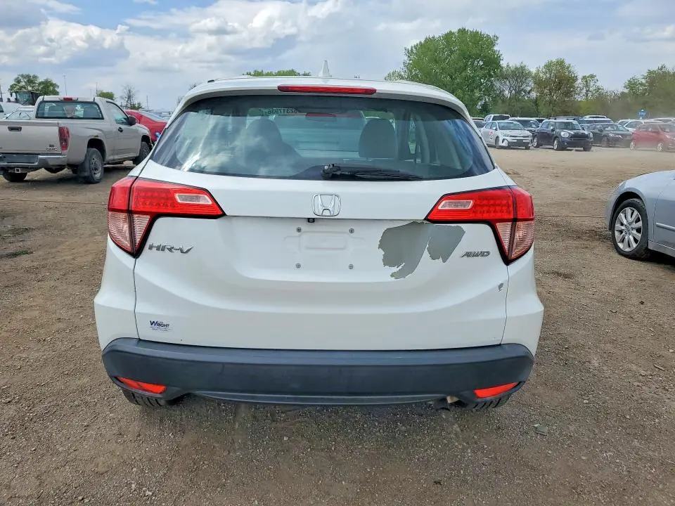 2016 HONDA HR-V LX  