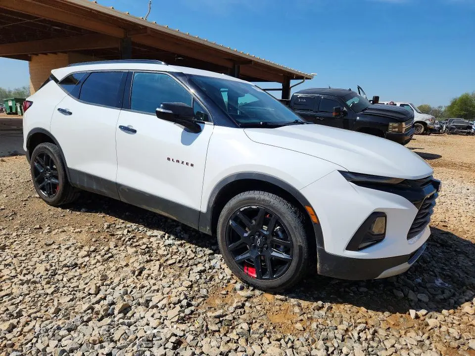 2021 CHEVROLET BLAZER 2LT  