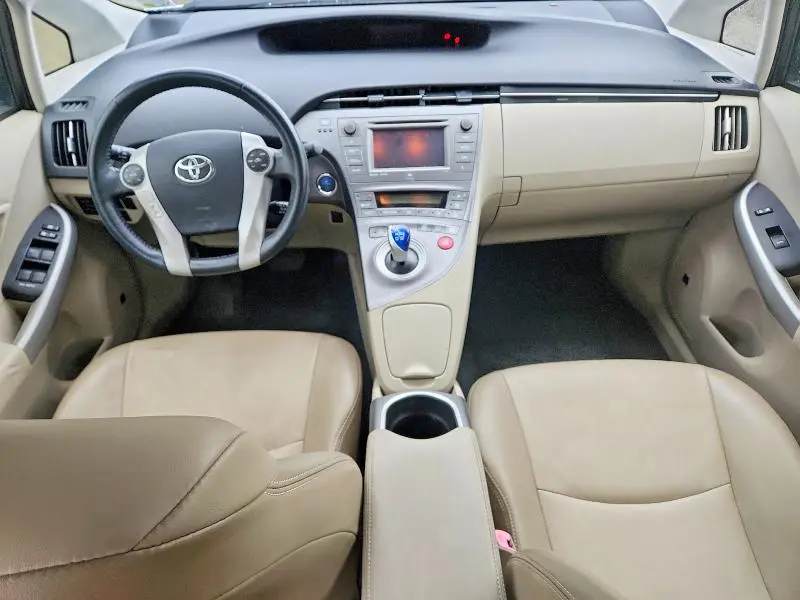 2013 TOYOTA PRIUS FOUR  