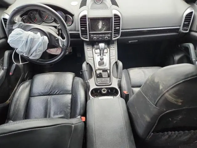 2014 PORSCHE CAYENNE   