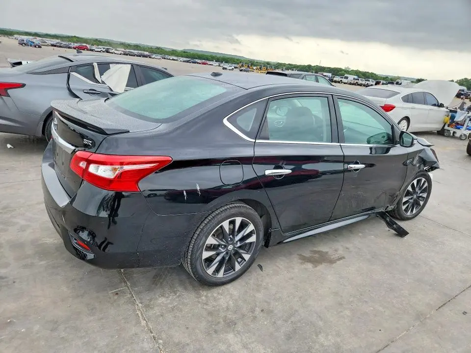 2019 NISSAN SENTRA SR  
