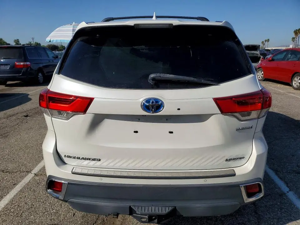 2017 TOYOTA HIGHLANDER HYBRID LIMITED  