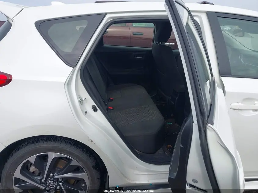 2018 TOYOTA COROLLA IM  
