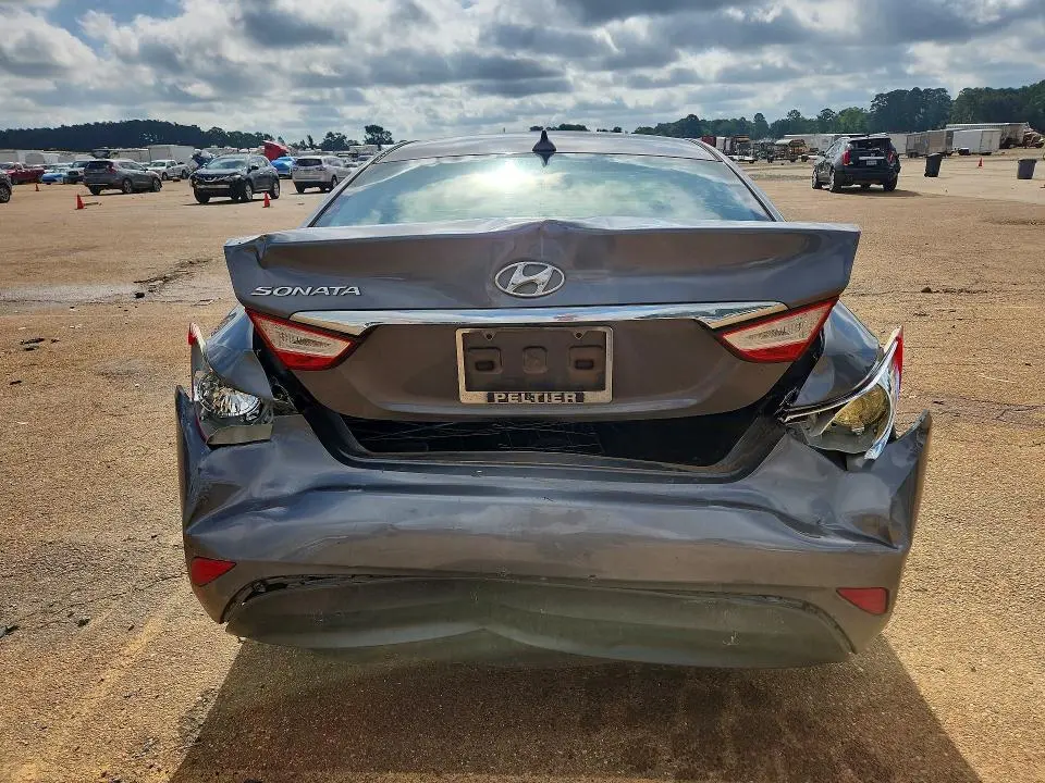 2014 HYUNDAI SONATA GLS  