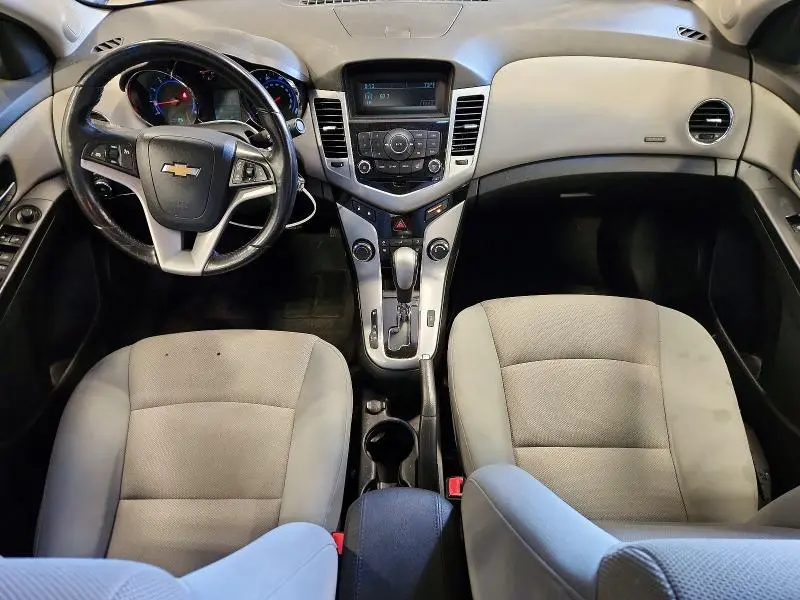 2012 CHEVROLET CRUZE LT  