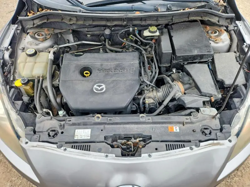 2011 MAZDA 3 S  