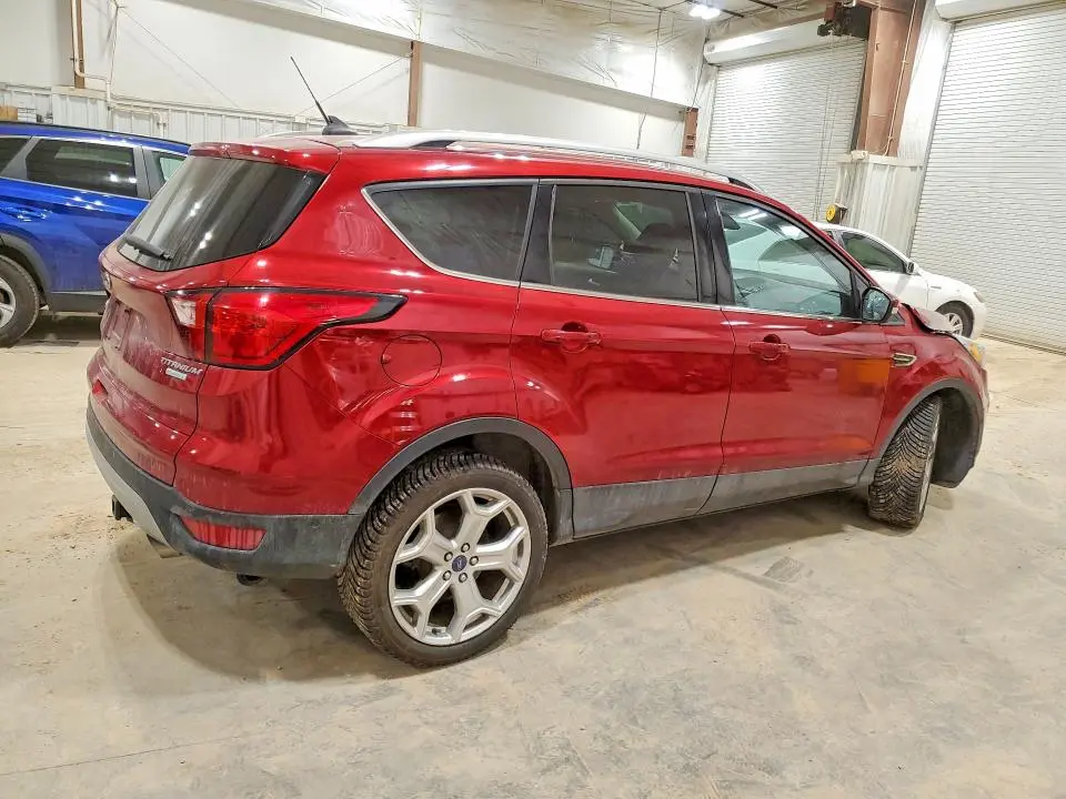 2019 FORD ESCAPE TITANIUM  