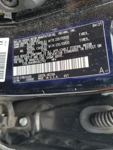 2021 TOYOTA HIGHLANDER XSE  