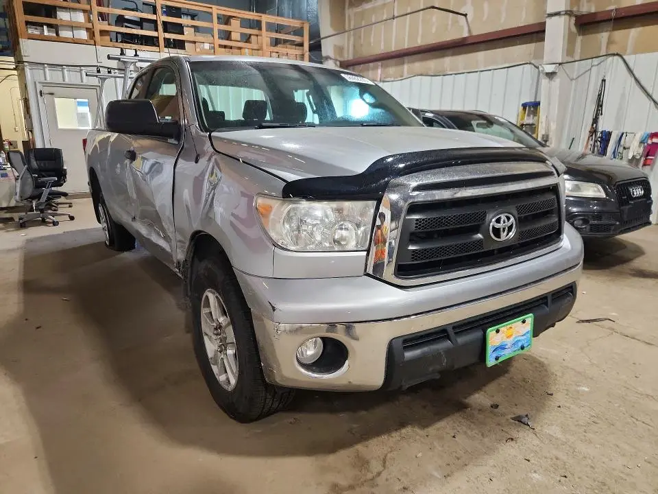 2010 TOYOTA TUNDRA DOUBLE CAB SR5  