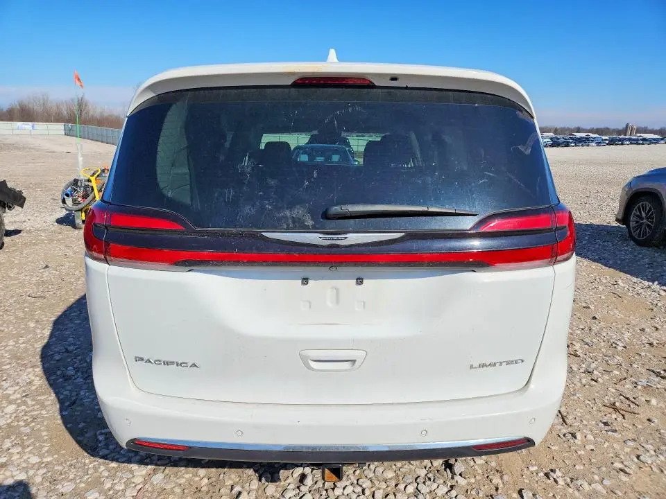 2022 CHRYSLER PACIFICA LIMITED  