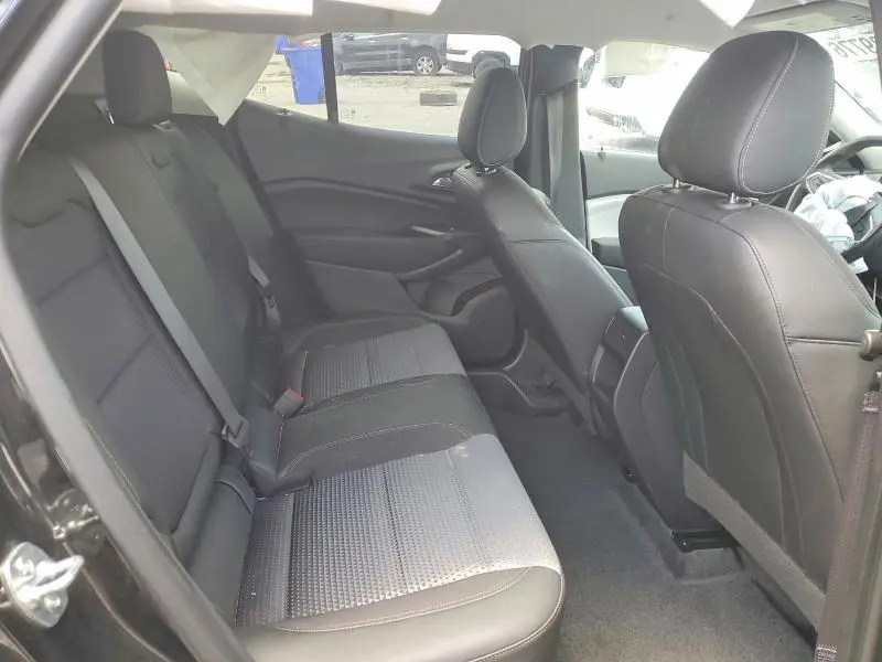 2025 CHEVROLET TRAX 1LT  
