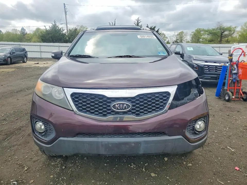2011 KIA SORENTO LX  