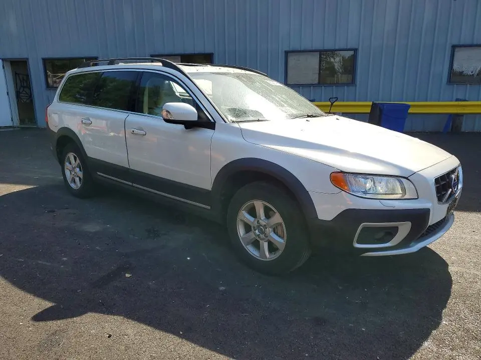 2013 VOLVO XC70 3.2  