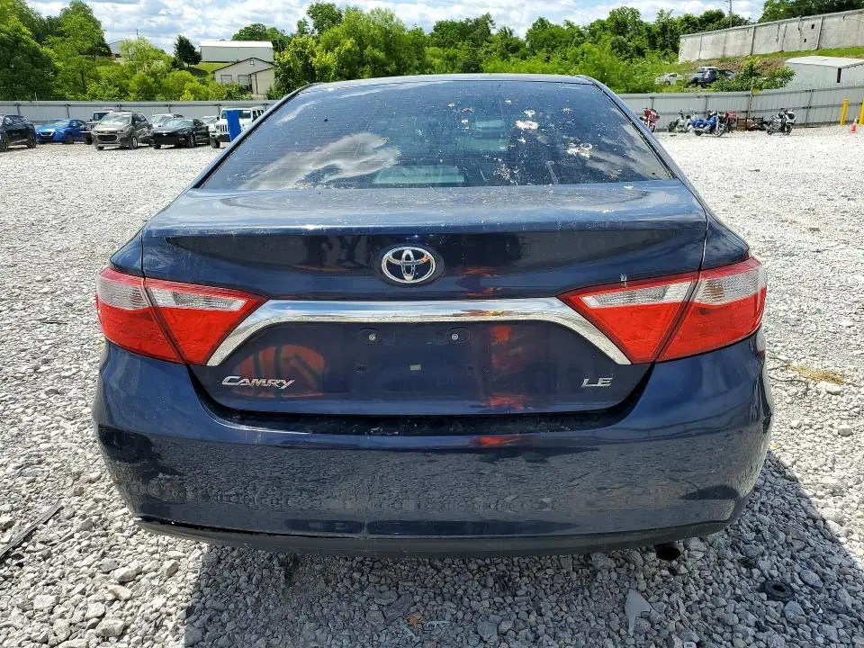 2015 TOYOTA CAMRY LE  