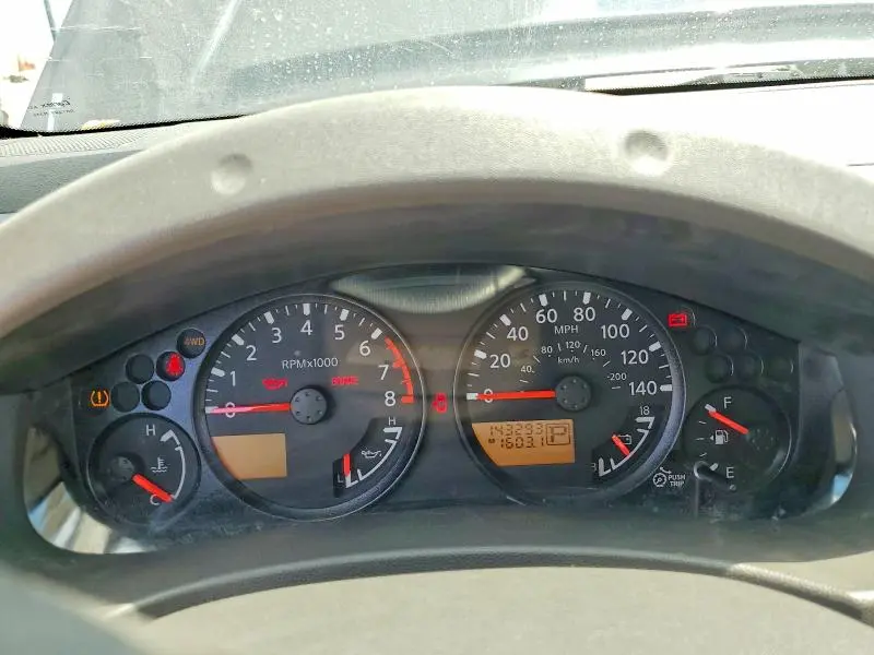 2010 NISSAN FRONTIER SE V6  