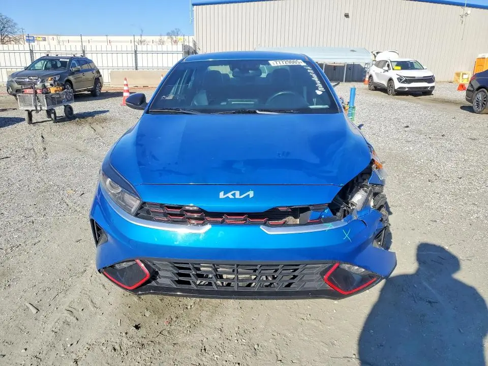 2023 KIA FORTE GT LINE  