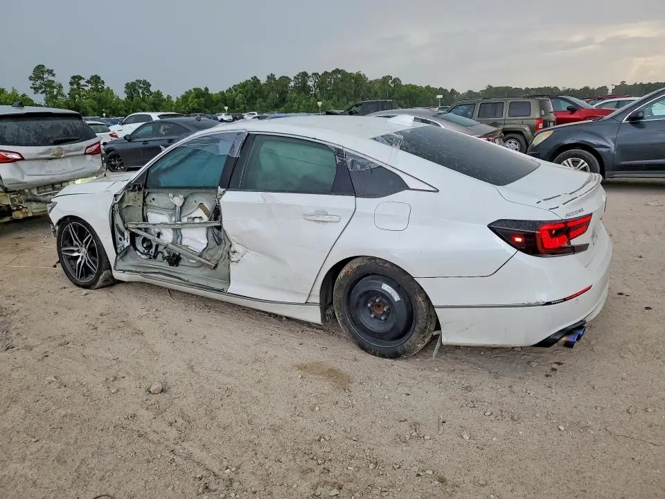2021 HONDA ACCORD TOURING  