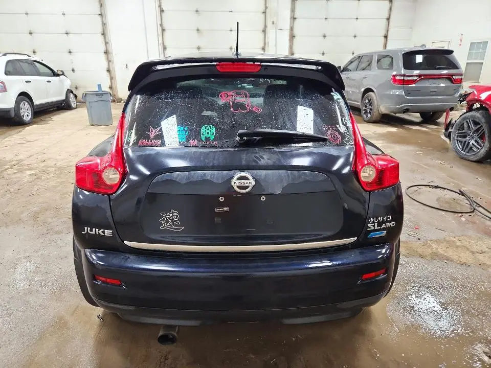 2012 NISSAN JUKE S  