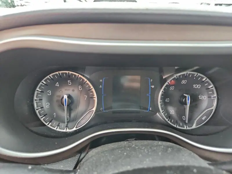 2020 CHRYSLER VOYAGER LX  