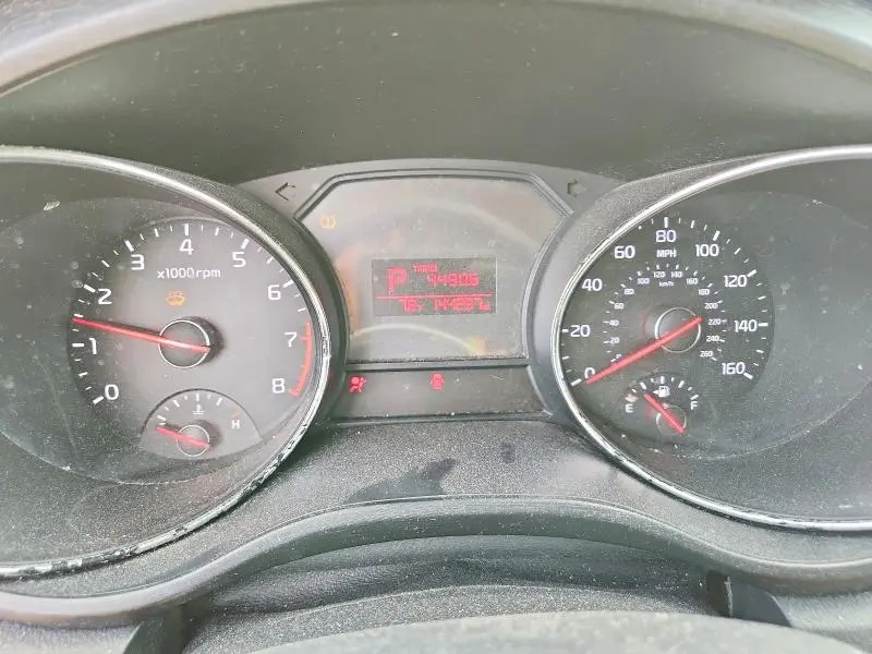 2016 KIA SEDONA LX  