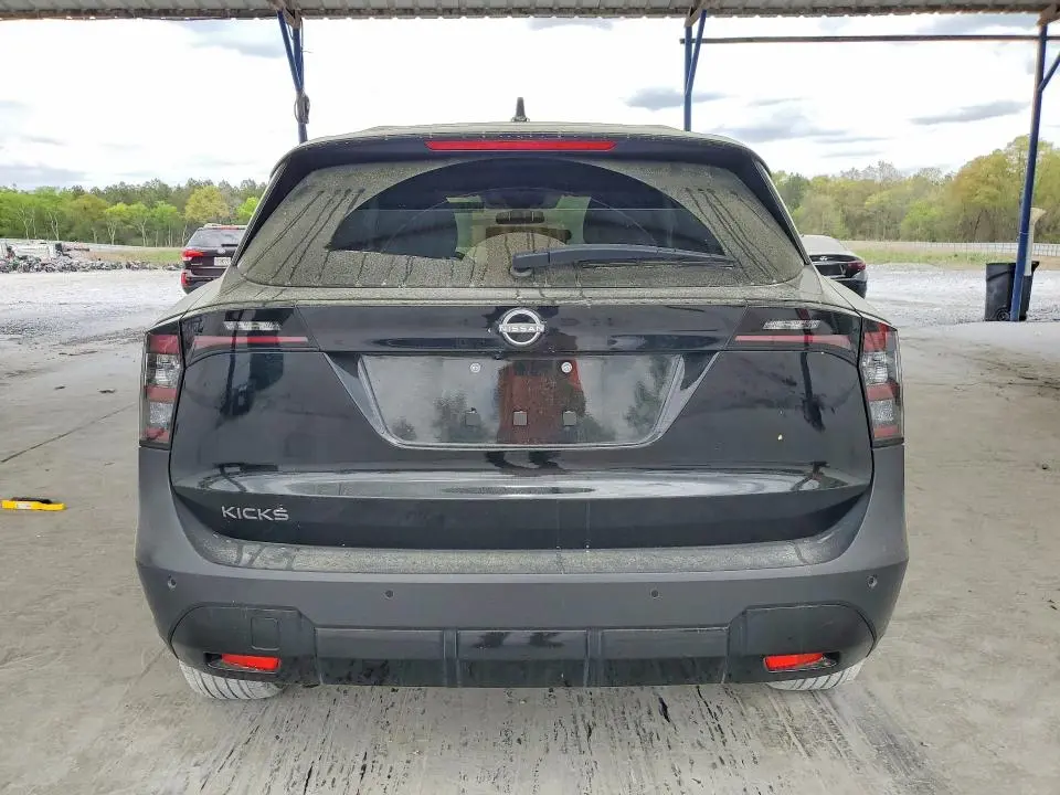 2025 NISSAN KICKS SV  
