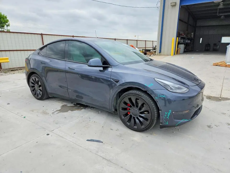 2023 TESLA MODEL Y   