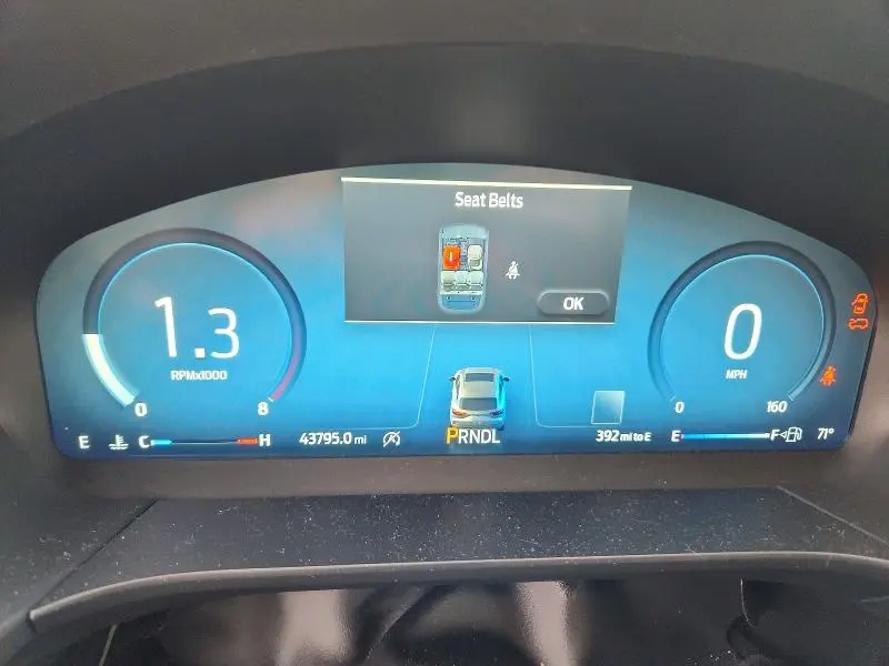 2023 FORD ESCAPE ST LINE SELECT  