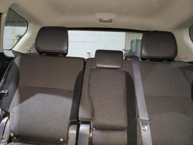 2012 MITSUBISHI OUTLANDER SE  