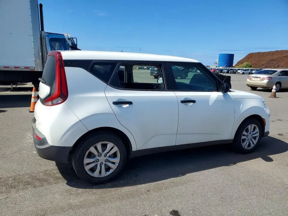 2020 KIA SOUL LX  