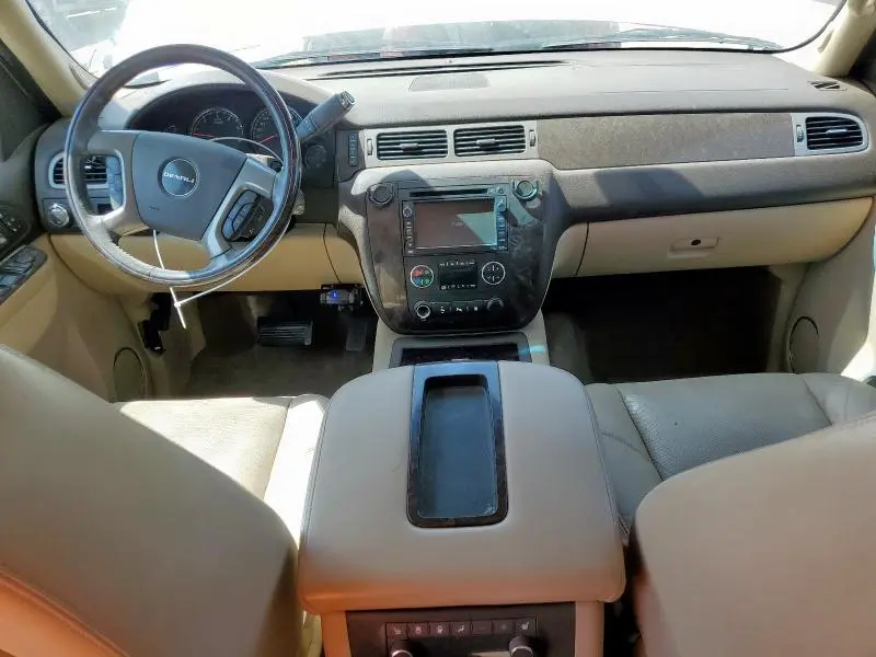 2010 GMC YUKON XL DENALI  