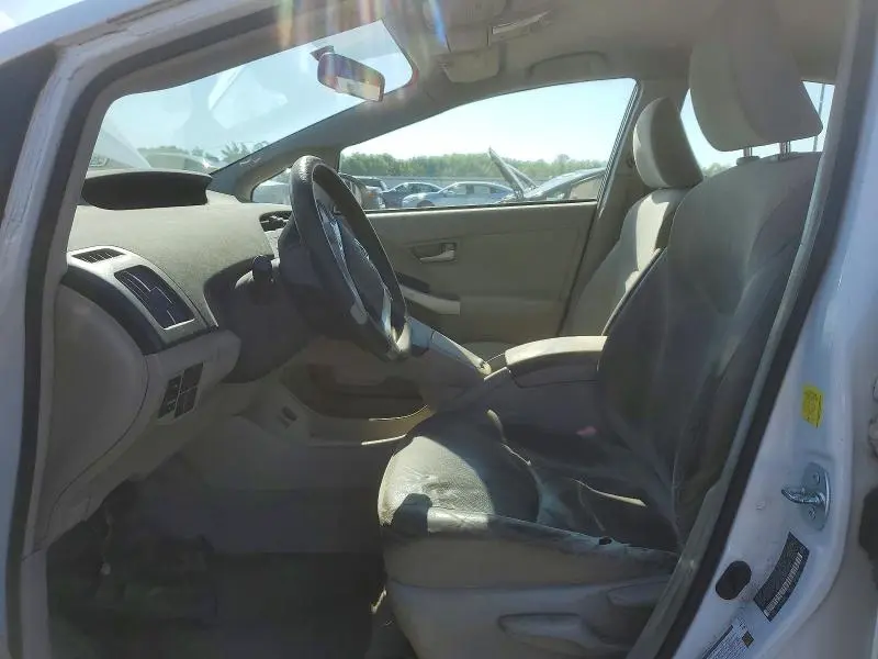 2010 TOYOTA PRIUS III  