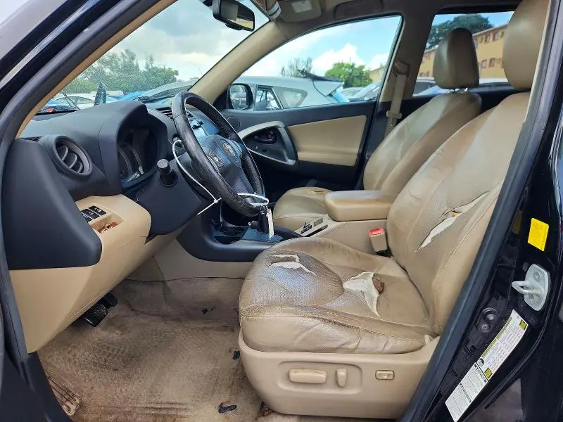2010 TOYOTA RAV4 LIMITED  