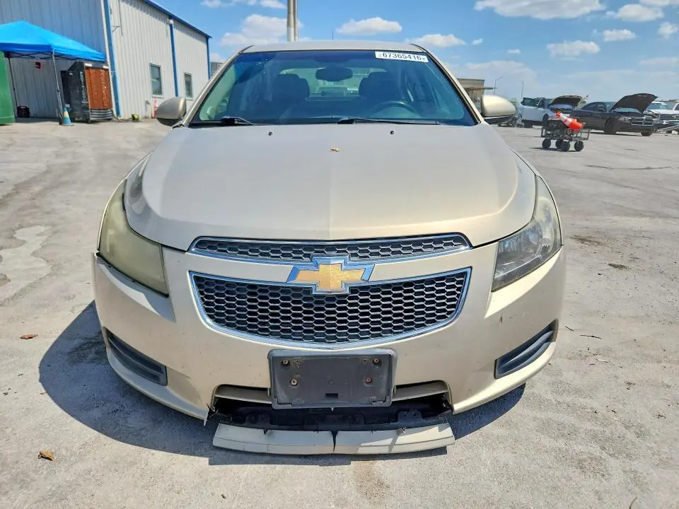 2012 CHEVROLET CRUZE LT  