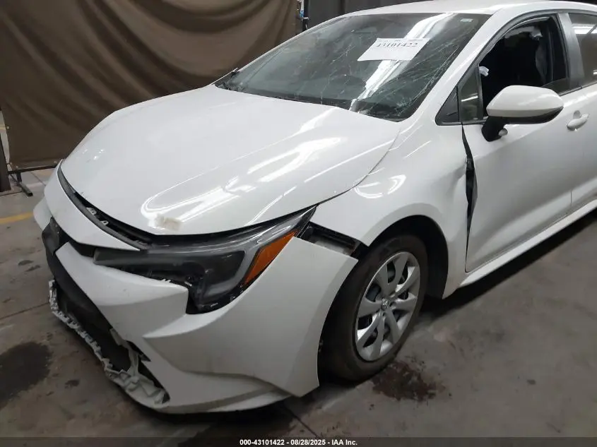 2024 TOYOTA COROLLA HYBRID LE