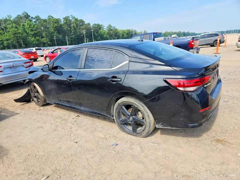 2023 NISSAN SENTRA SR  
