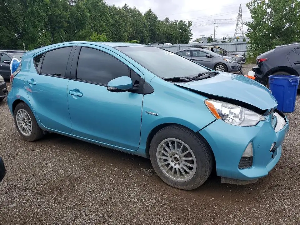 2013 TOYOTA PRIUS C ONE  