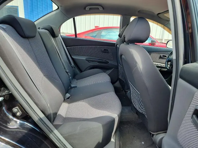 2010 KIA RIO LX  