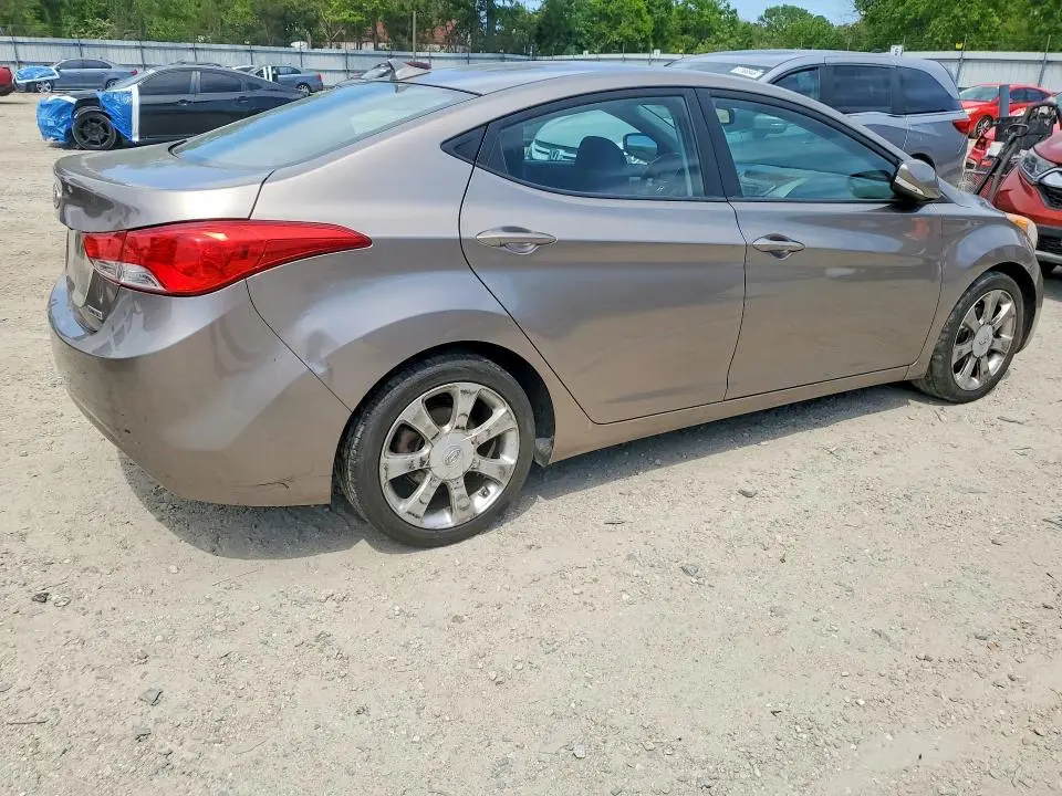 2013 HYUNDAI ELANTRA LIMITED  