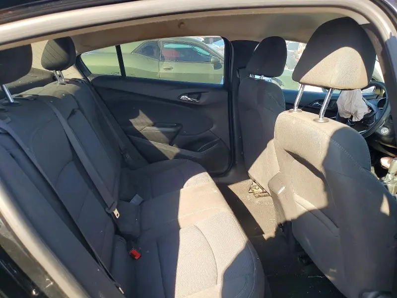 2017 CHEVROLET CRUZE LT  