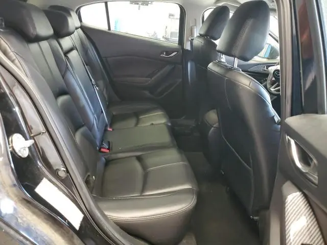 2018 MAZDA 3 TOURING  