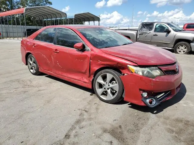 2014 TOYOTA CAMRY SE  