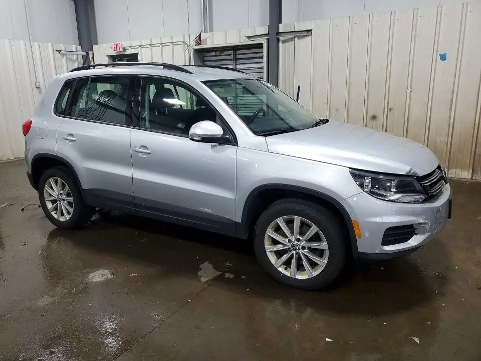 2017 VOLKSWAGEN TIGUAN S  