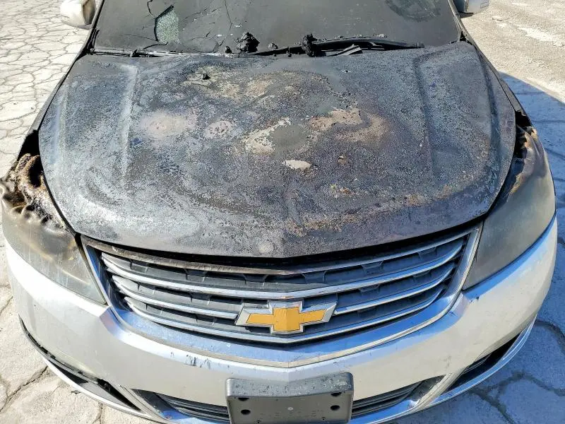 2015 CHEVROLET TRAVERSE LT  