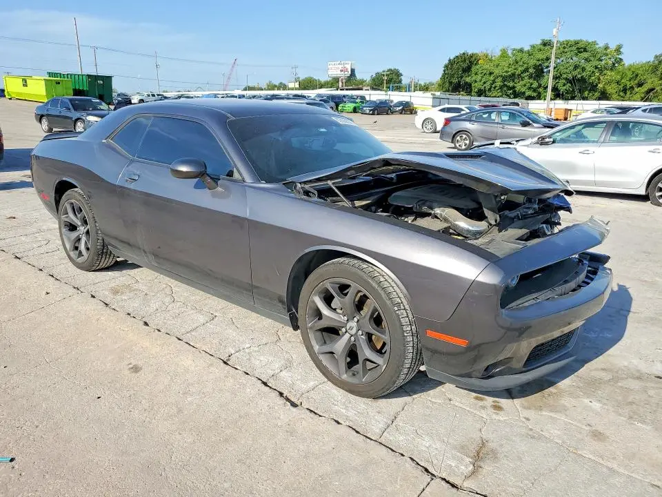 2017 DODGE CHALLENGER SXT  